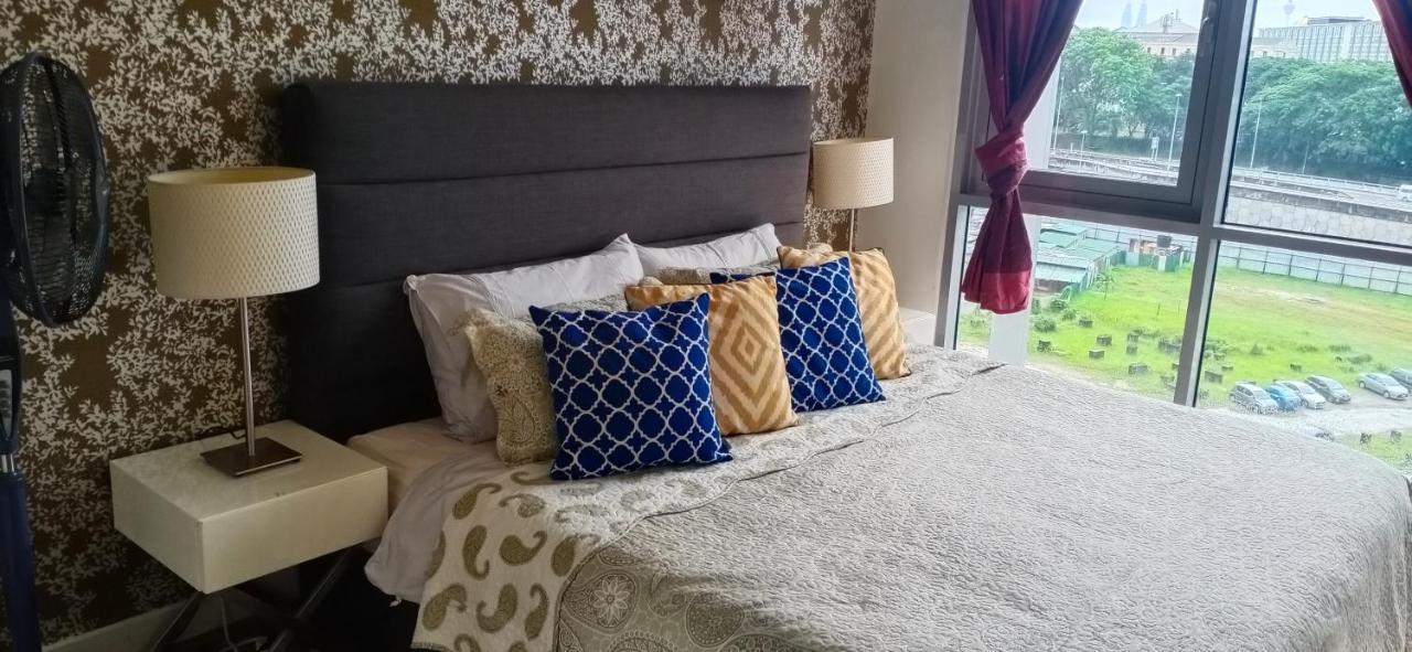 Signature Residence@Desa Sri Hartamas 吉隆坡 外观 照片